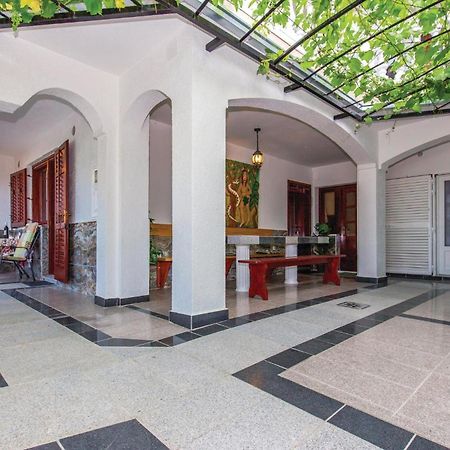 Stunning Apartment In Crikvenica With Kitchen Bagian luar foto